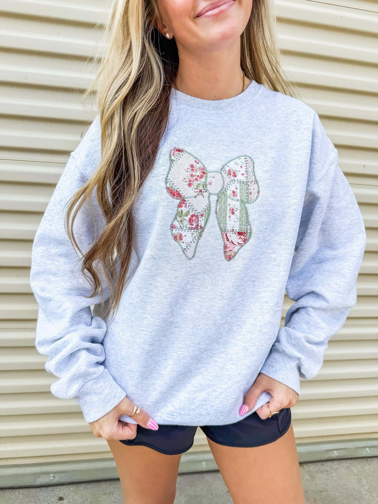 Bow Patchwork Floral Applique Sweatshirt