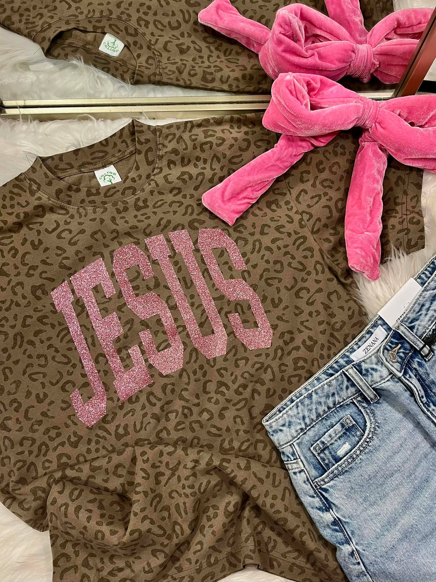 Jesus Leopard Brown Warped Glitter Vinyl Design