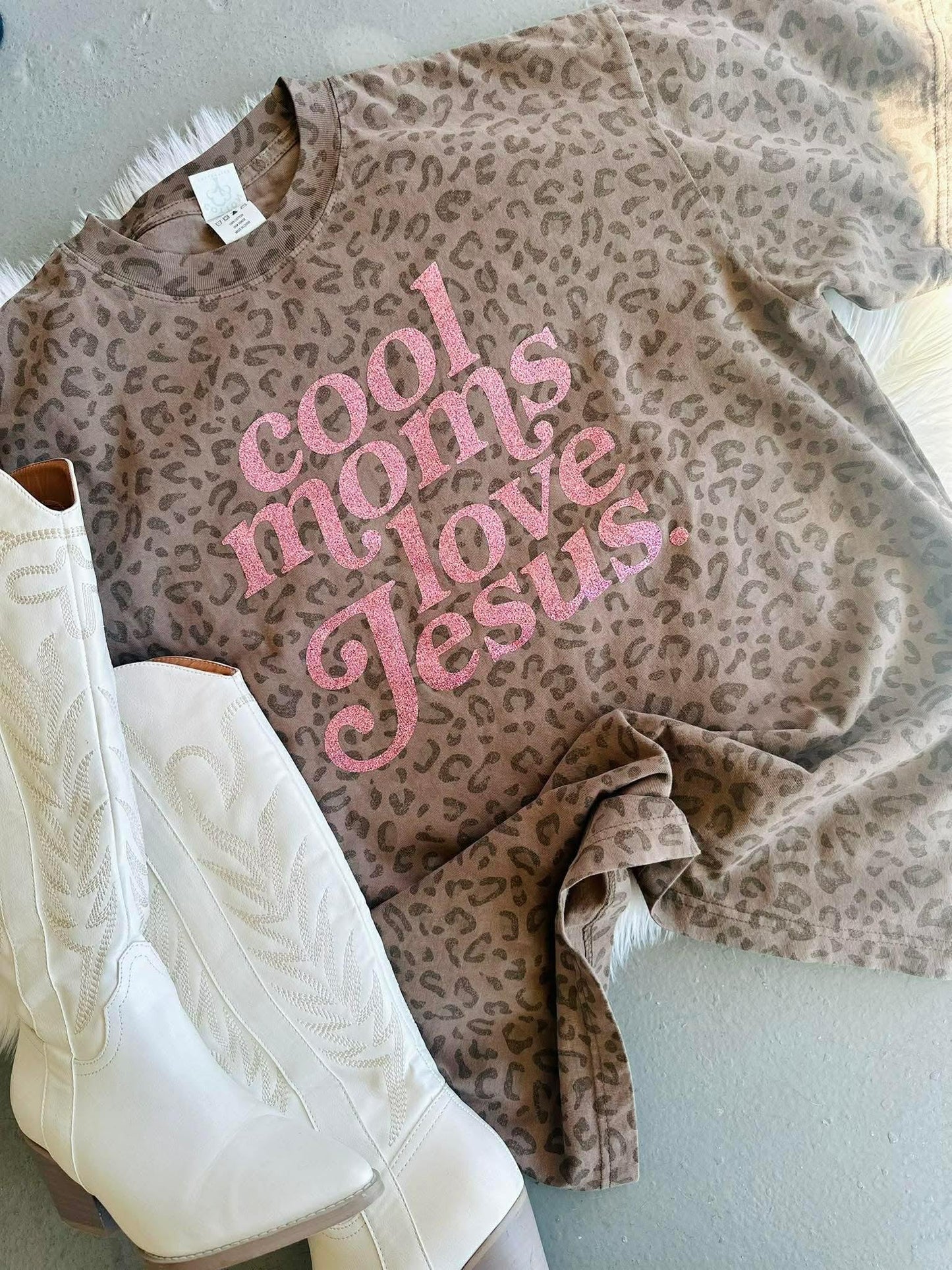 Cool Moms Love Jesus Glitter Vinyl Leopard Top