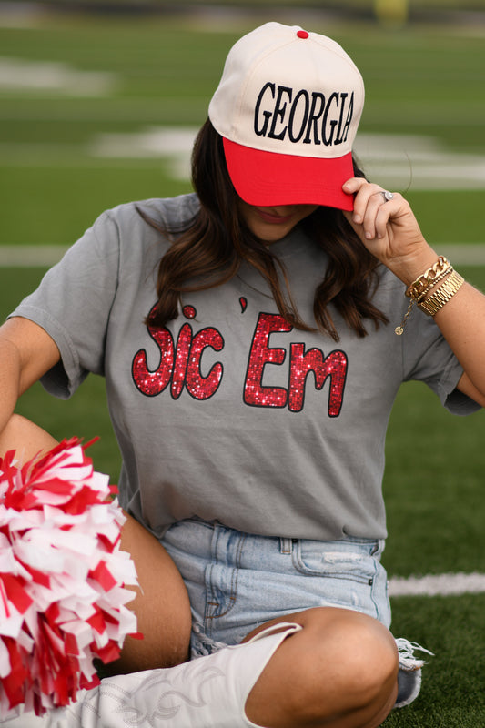 Sic Em' Tee