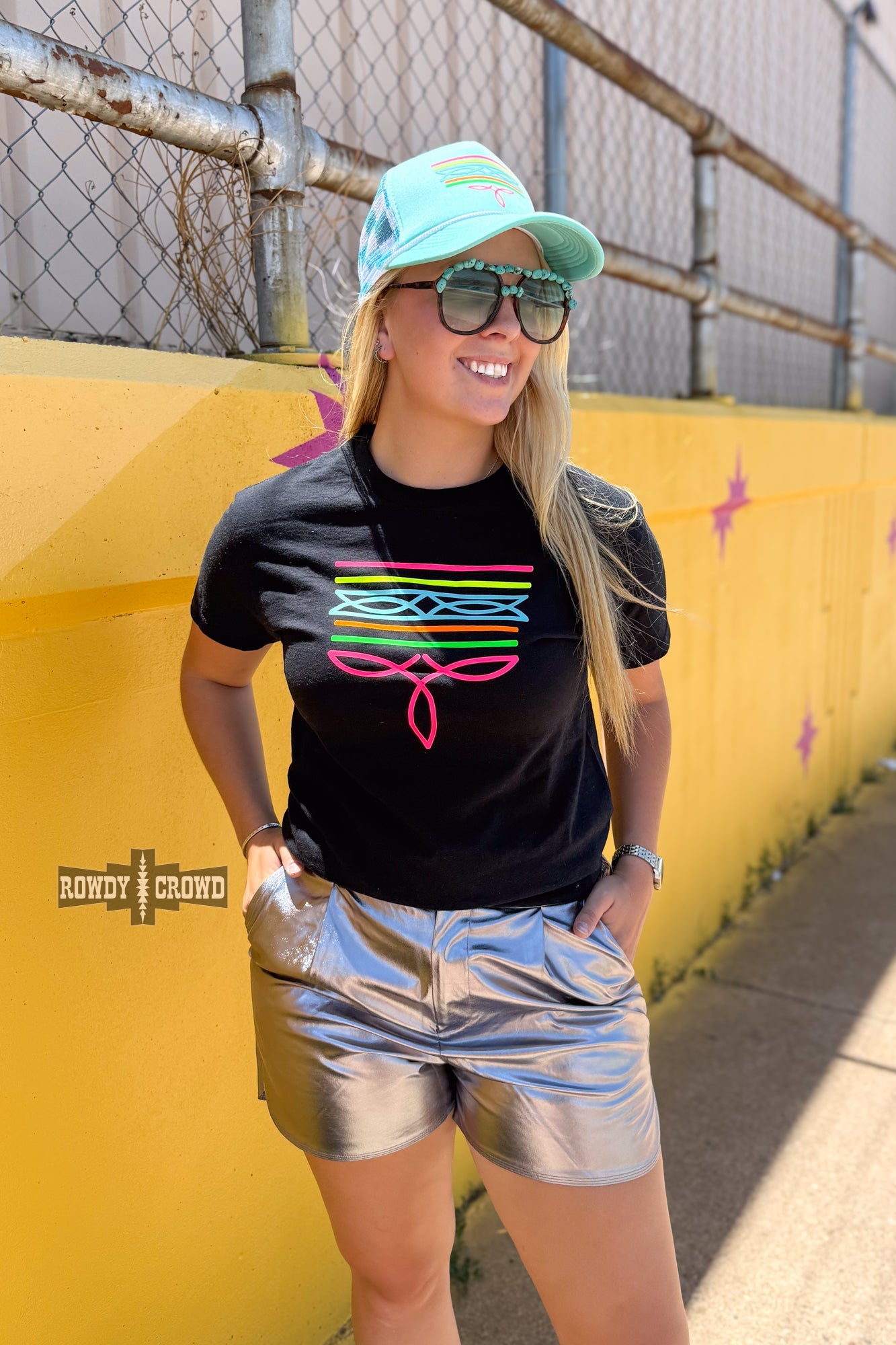 BLACK- Neon Boot Stitch Tee